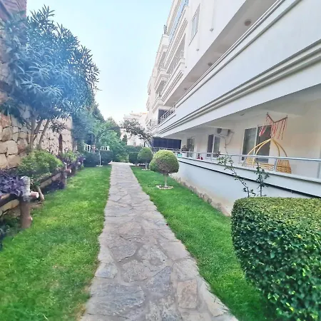 Lejlighed Immaculate 3-bed Duplex In *