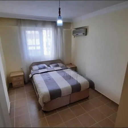 Immaculate 3-bed Duplex In *