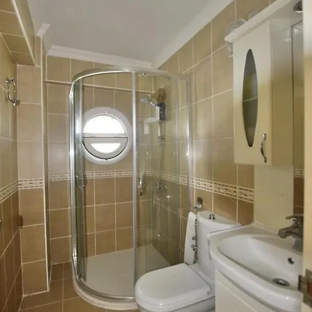 Immaculate 3-bed Duplex In Apartmán Didim